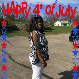 Meet your Posher, Yvette